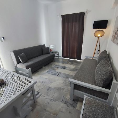 Alikí Galaxy Apartments חדר תמונה