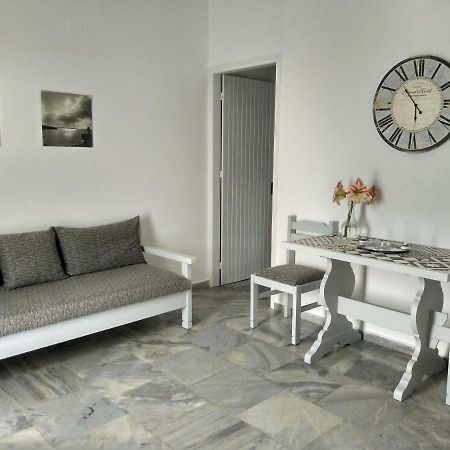 Alikí Galaxy Apartments מראה חיצוני תמונה
