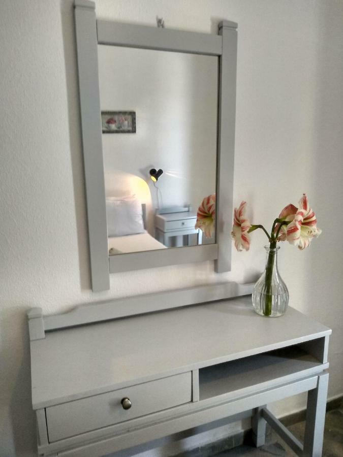 Alikí Galaxy Apartments מראה חיצוני תמונה