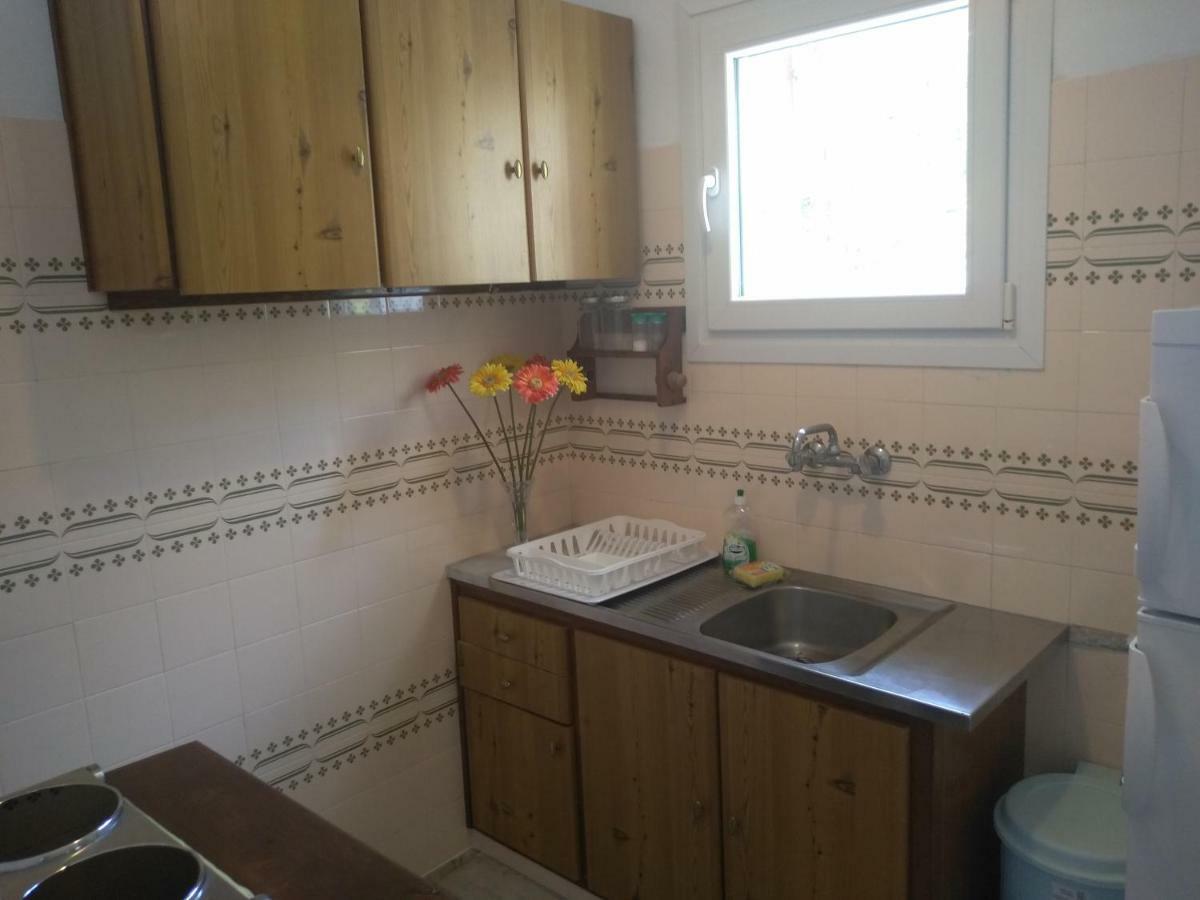 Alikí Galaxy Apartments מראה חיצוני תמונה